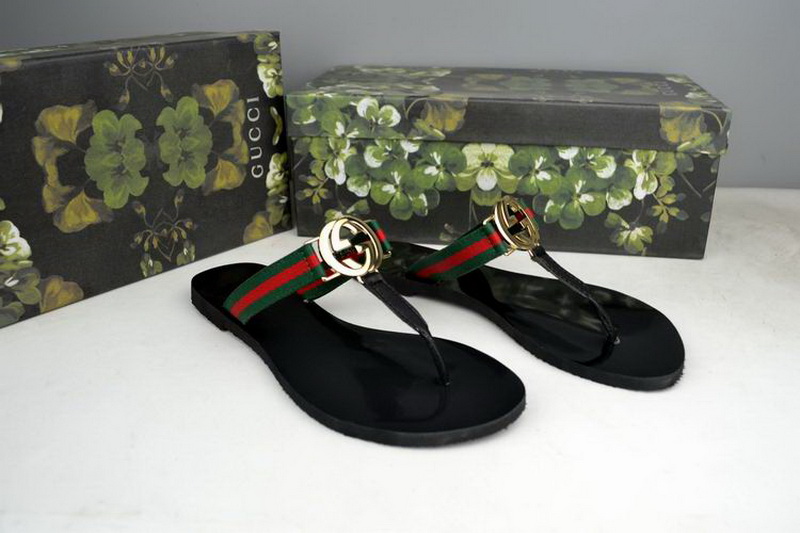 Gucci Slippers Woman--119